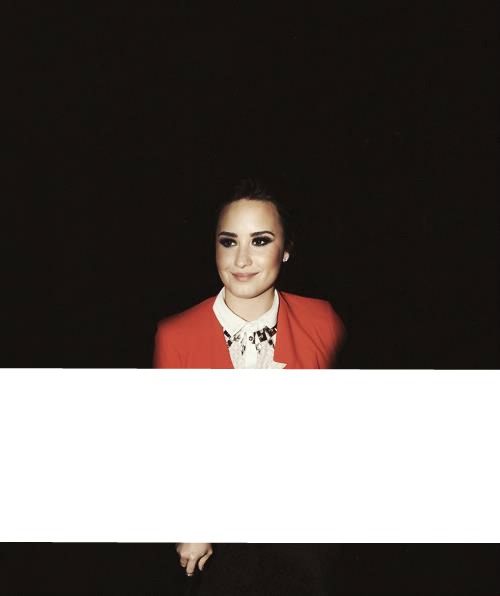 Hayatımsın Lovato. Fotomontaža