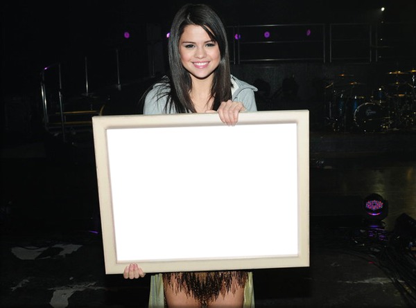 Selena Gomez! Photo frame effect