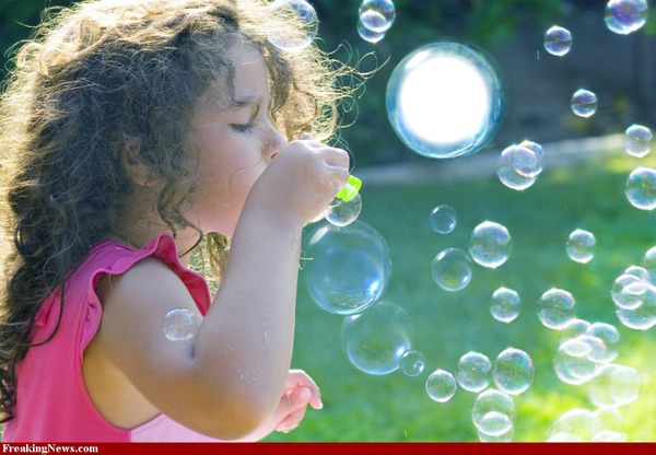 Bubbles Girl Photo frame effect