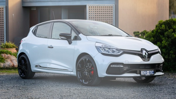 CLIO RS Photo frame effect