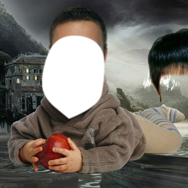ребёнок с яблаком Фотомонтаж