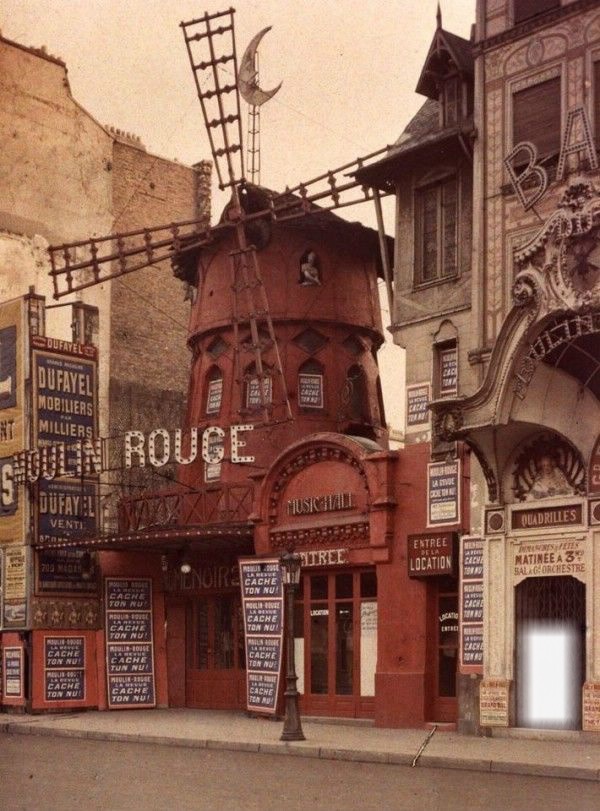 moulin rouge Photo frame effect