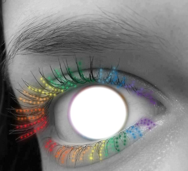 ojo de color Fotomontaža