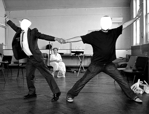 men dancing Fotomontagem