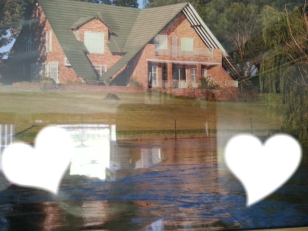 River house Photo frame effect