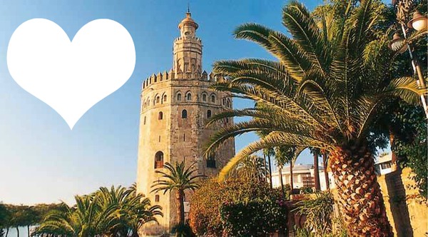 fotomotnaje para poner tu foto junto a la torre del oro de Sevilla Photo frame effect
