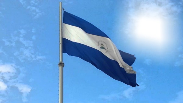 Bandera de Nicaragua Fotomontaggio