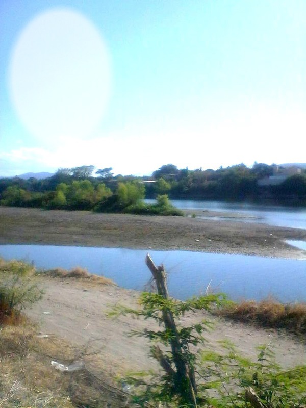 Rio Balsas, Coyuca de Catalán, Guerrero. Fotomontaža