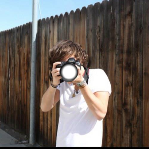 Harry Styles taken pic of you :) Photo frame effect