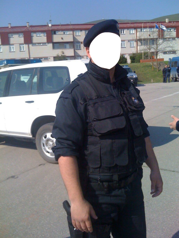 Policia e Kosoves Montaje fotografico
