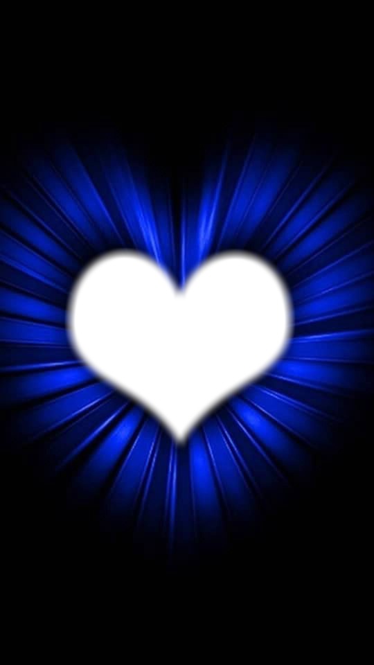 blue glow heart Фотомонтаж