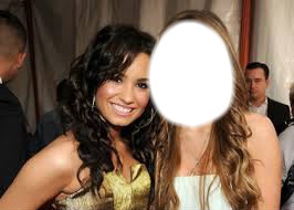 Demi Lovato com: Fotomontaż