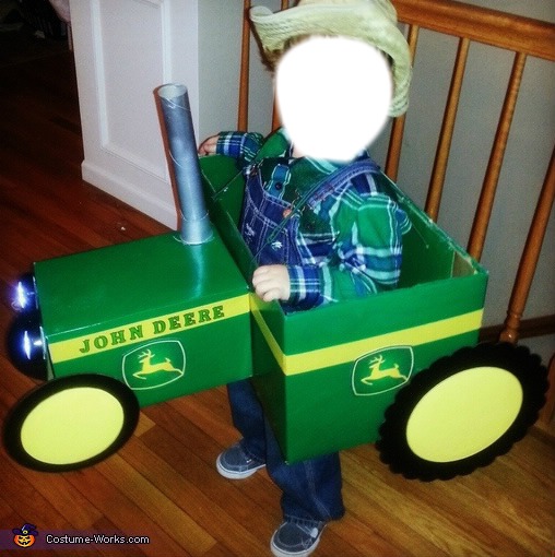 toy tractor, peddle car, funny, toy, kid, cowboy, フォトモンタージュ