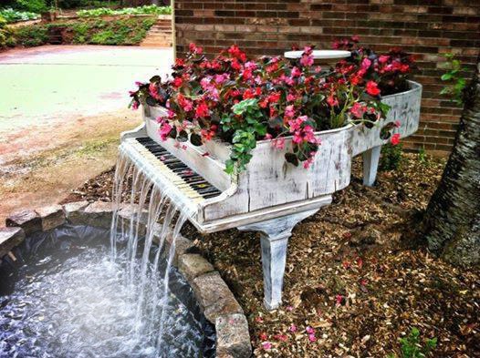 piano et fleurs Fotomontaggio