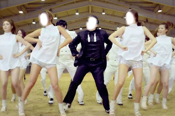 psy, 2 fille gangnam style Photomontage