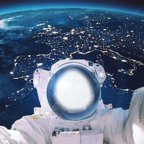 Astronaute Valokuvamontaasi