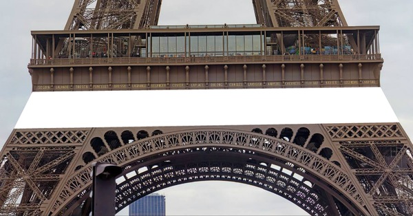banderole sur la Tour Eiffel Fotomontagem