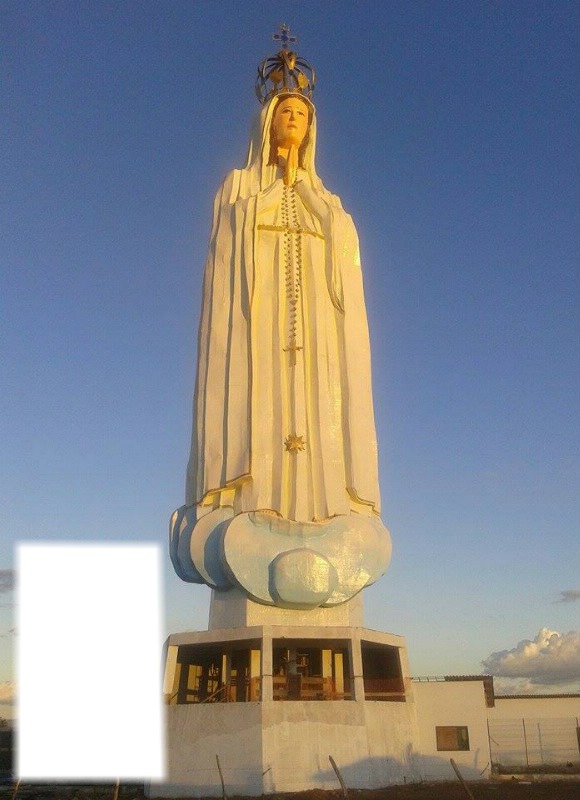 Virgen dos Fotomontáž