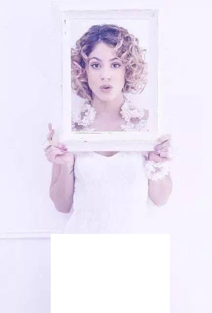 Martina stoessel France Photo frame effect