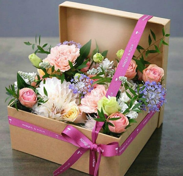 caja de rosas フォトモンタージュ
