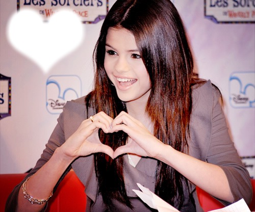 Selena Gomez Love Φωτομοντάζ
