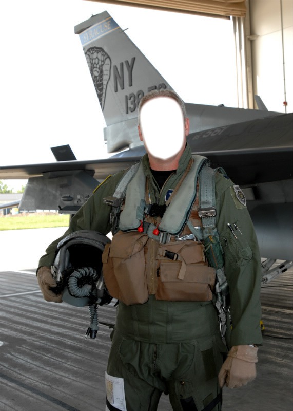 Pilote devant un F-16 Montaje fotografico