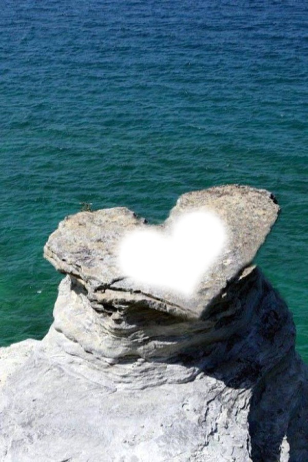 corazon en una roca Valokuvamontaasi