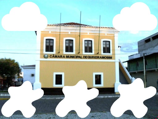 Quixeramobim - Câmara Municipal Fotomontāža