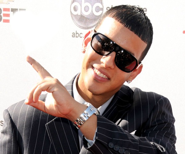 Daddy Yankee - Con Calma APK for Android Download